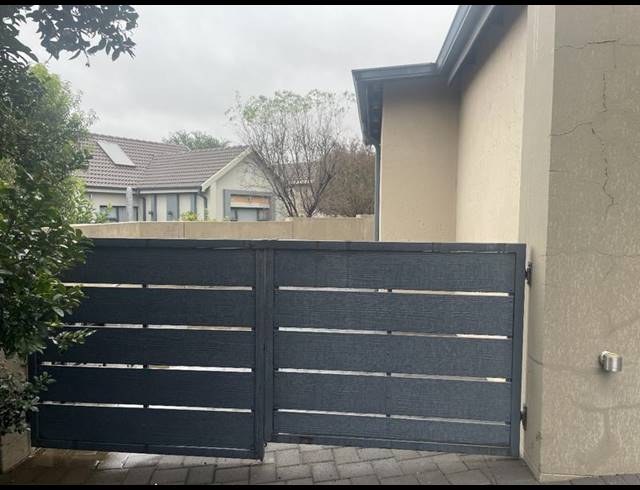 3 BEDROOM HOUSE FOR SALE IN MIDSTREAM RIDGE